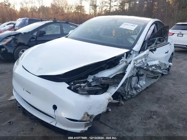 7SAYGDEFXRA263808 2024 TESLA MODEL Y - Image 2