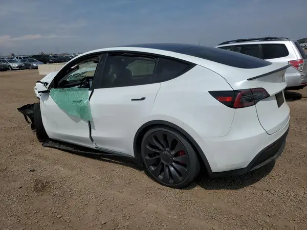 7SAYGDEFXRA284691 2024 TESLA MODEL Y - Image 2
