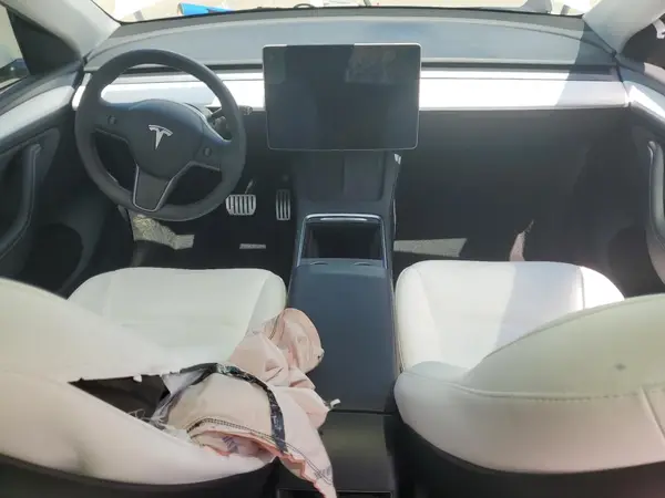 7SAYGDEFXRA291009 2024 TESLA MODEL Y - Image 8
