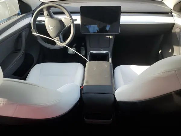 7SAYGDEFXRA307516 2024 TESLA MODEL Y - Image 8