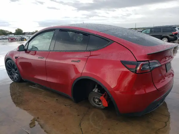 7SAYGDEFXRA308388 2024 TESLA MODEL Y - Image 2
