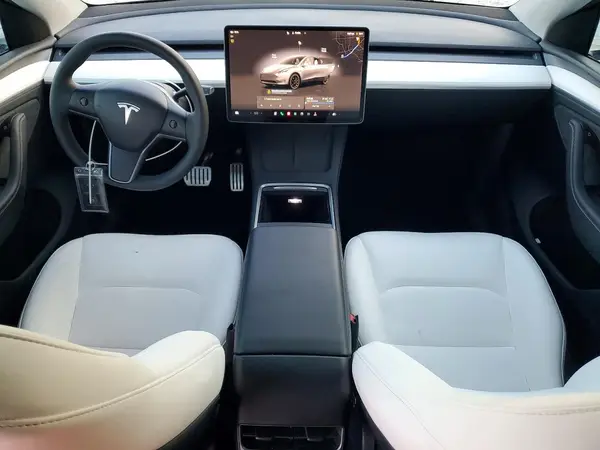 7SAYGDEFXRA310867 2024 TESLA MODEL Y - Image 8