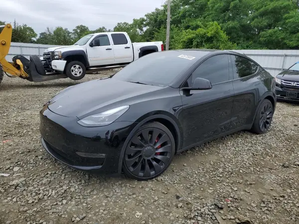 7SAYGDEFXRA326101 2024 TESLA MODEL Y - Image 1