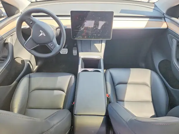 7SAYGDEFXRA330214 2024 TESLA MODEL Y - Image 8