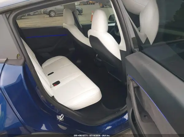 7SAYGDEFXRF026156 2024 TESLA MODEL Y - Image 8