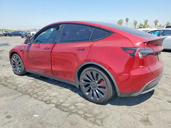 7SAYGDEFXRF058802 2024 TESLA MODEL Y - Image 2