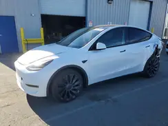 7SAYGDEFXRF117959 2024 TESLA MODEL Y