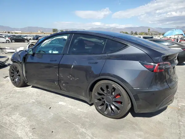 7SAYGDEFXRF127181 2024 TESLA MODEL Y - Image 2