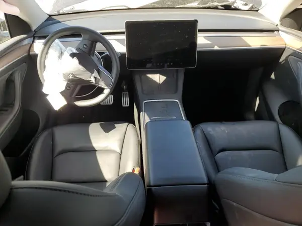 7SAYGDEFXRF127181 2024 TESLA MODEL Y - Image 8