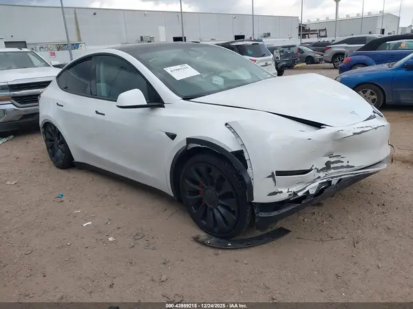 7SAYGDEFXSA347066 2025 TESLA MODEL Y - Image 1