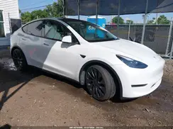 7SAYGDEFXSA356138 2025 TESLA MODEL Y