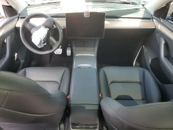 7SAYGDEFXSA362196 2025 TESLA MODEL Y - Image 8