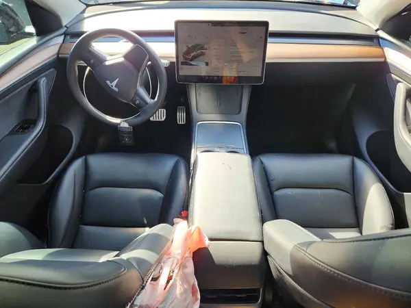 7SAYGDEFXSF265227 2025 TESLA MODEL Y - Image 8