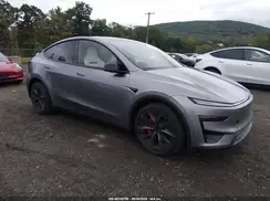 7SAYGDET1TA675192 2026 TESLA MODEL Y