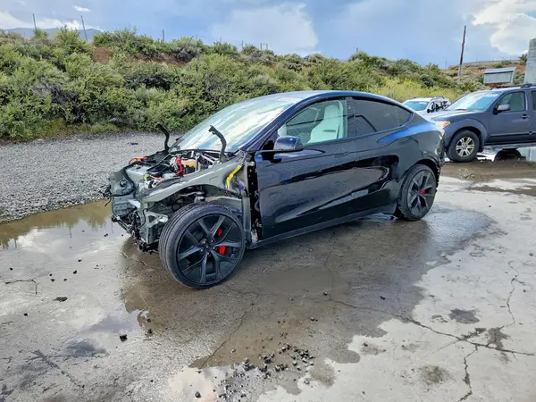 7SAYGDET3TA613387 2026 TESLA MODEL Y - Image 1