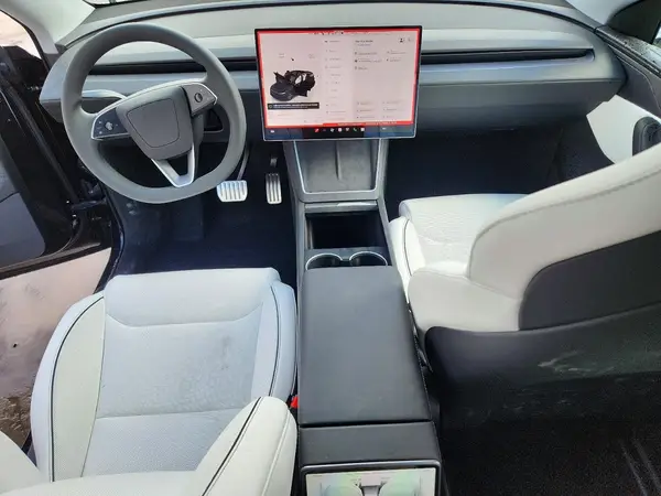 7SAYGDET3TA613387 2026 TESLA MODEL Y - Image 8