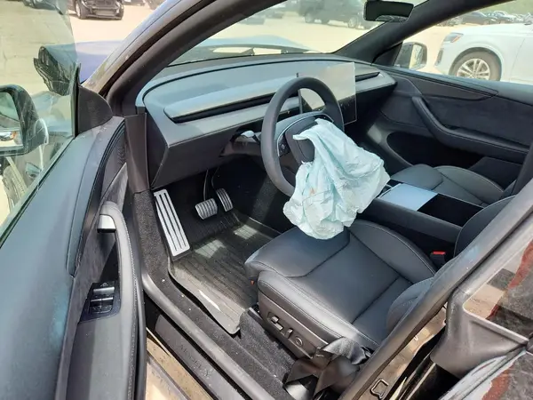 7SAYGDET4TA721937 2026 TESLA MODEL Y - Image 8