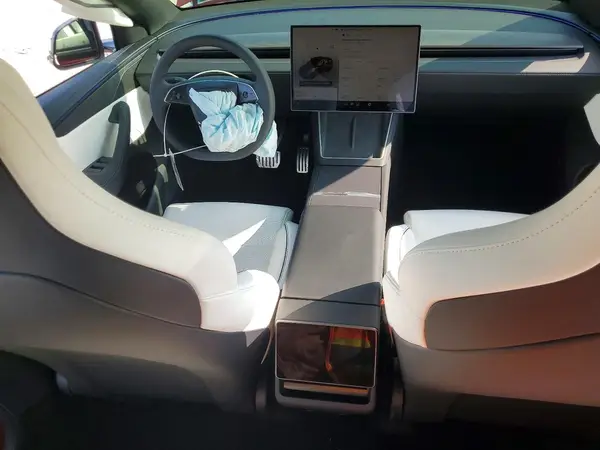 7SAYGDET7TA679392 2026 TESLA MODEL Y - Image 8