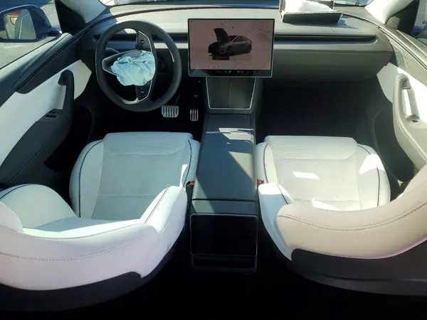 7SAYGDET8TA626703 2026 TESLA MODEL Y - Image 8