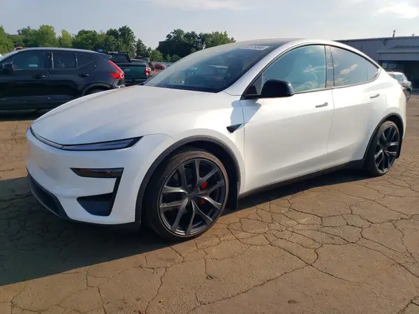 7SAYGDET9TA658396 2026 TESLA MODEL Y - Image 1