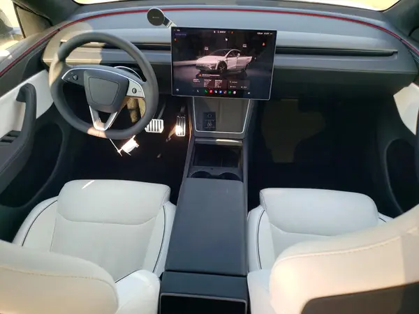 7SAYGDET9TA658396 2026 TESLA MODEL Y - Image 8