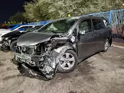 927353 2018 TOYOTA SIENNA