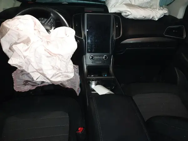 A12344 2022 FORD EDGE - Image 8