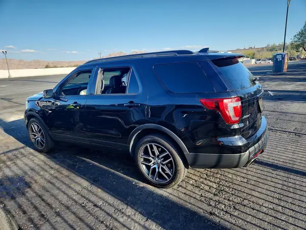 A22909 2017 FORD EXPLORER - Image 2