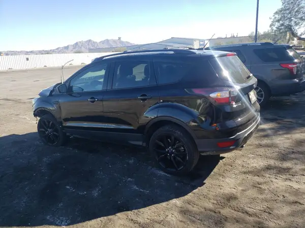 A23529 2017 FORD ESCAPE - Image 2
