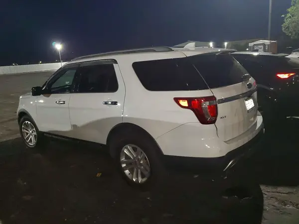 A27638 2017 FORD EXPLORER - Image 2