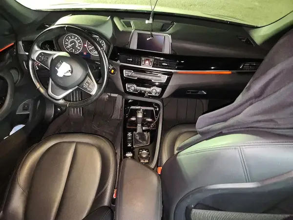 A49908 2016 BMW X1 - Image 8