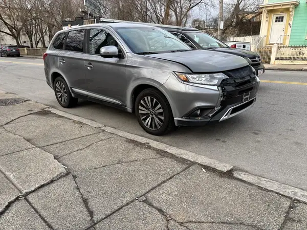 A4AZ3A35KZ044833 2019 MITSUBISHI OUTLANDER - Image 1