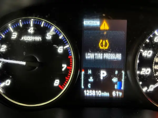 A4AZ3A35KZ044833 2019 MITSUBISHI OUTLANDER - Image 8