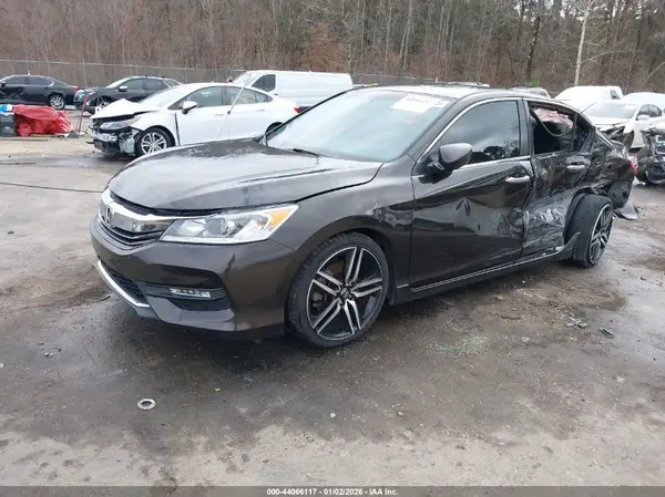 AHGCR2F54HA285276 2017 HONDA ACCORD - Image 2