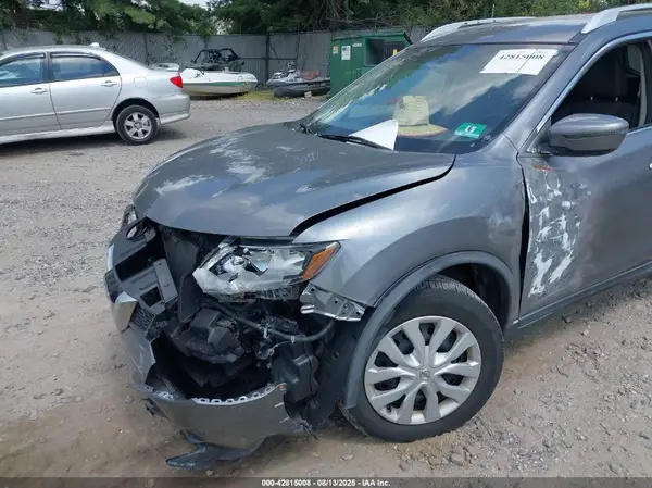 ANMAT2MV6GP660798 2016 NISSAN ROGUE - Image 2