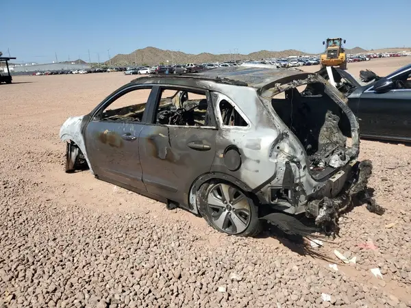 AZ400993 2017 KIA NIRO - Image 2
