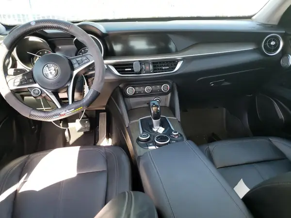 B97296 2018 ALFA ROMEO STELVIO - Image 8