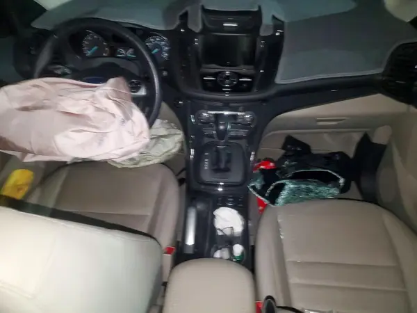 C60032 2016 FORD ESCAPE - Image 8