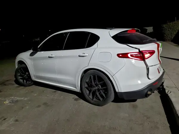 C92907 2020 ALFA ROMEO STELVIO - Image 2