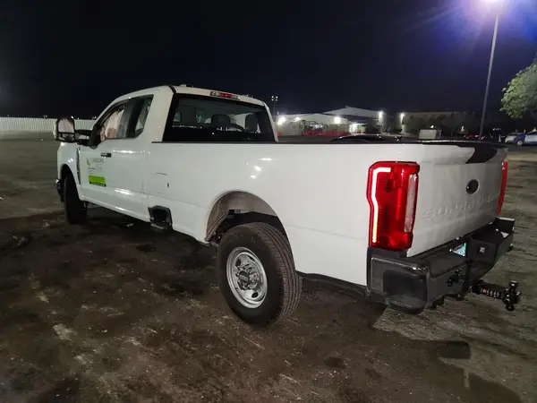 E12793 2025 FORD F250 - Image 2