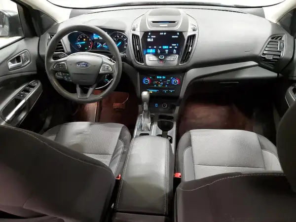 E15235 2017 FORD ESCAPE - Image 8
