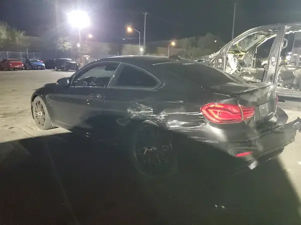 G67486 2019 BMW M4 - Image 2