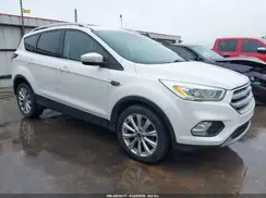 IFMCU0JD8HUD26695 2017 FORD ESCAPE