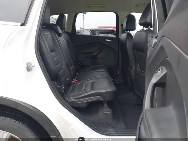 IFMCU0JD8HUD26695 2017 FORD ESCAPE - Image 8