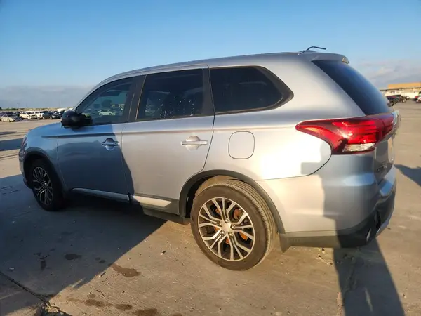 JA4AD2A30GZ013053 2016 MITSUBISHI OUTLANDER - Image 2