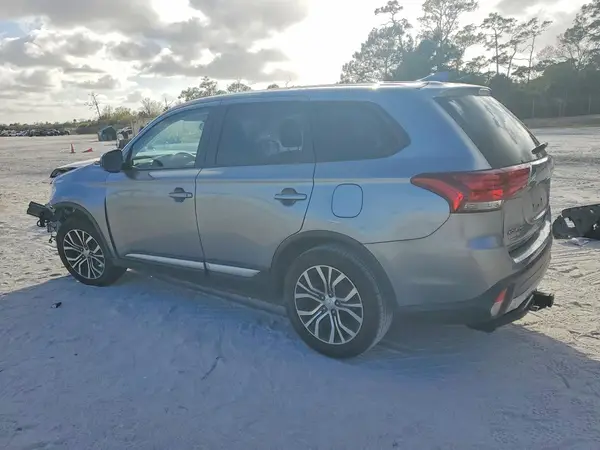 JA4AD2A30HZ012843 2017 MITSUBISHI OUTLANDER - Image 2