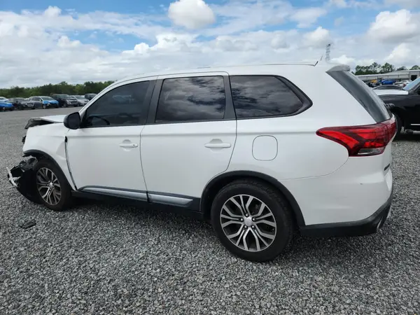 JA4AD2A30HZ015600 2017 MITSUBISHI OUTLANDER - Image 2