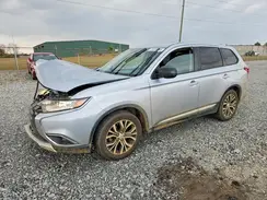 JA4AD2A30HZ021543 2017 MITSUBISHI OUTLANDER