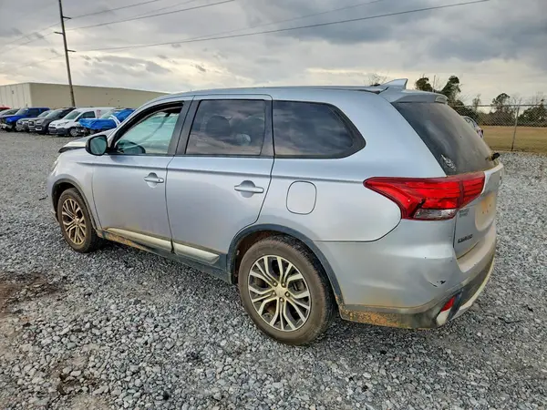 JA4AD2A30HZ021543 2017 MITSUBISHI OUTLANDER - Image 2