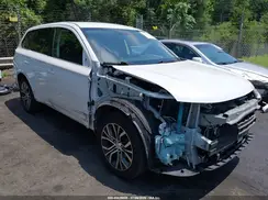 JA4AD2A30HZ024586 2017 MITSUBISHI OUTLANDER